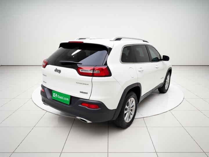 Cherokee 2016 2.4L photo 6