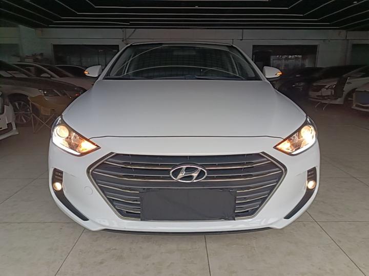 Elantra 2016 1.6L AT Smart Elite photo 2