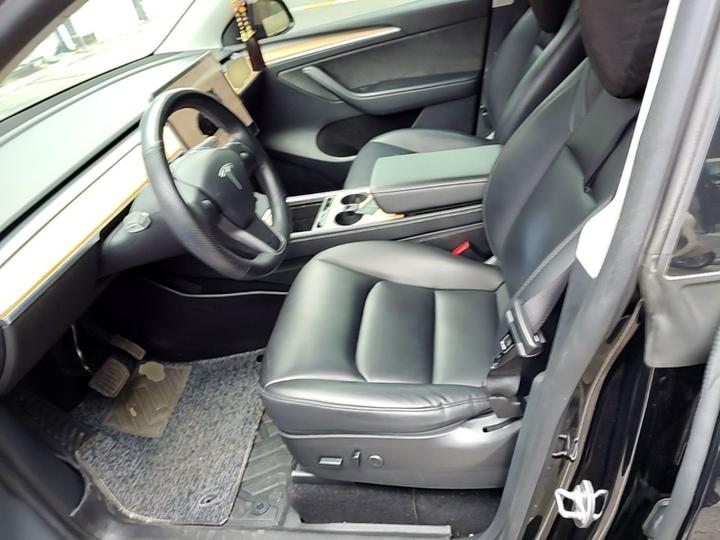 Model Y 2022 Long Range AWD photo 6