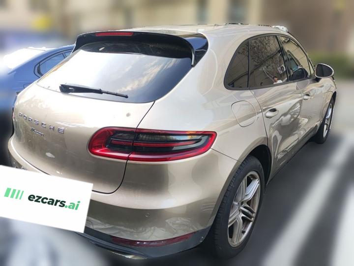 2017 Macan 2.0T photo 6