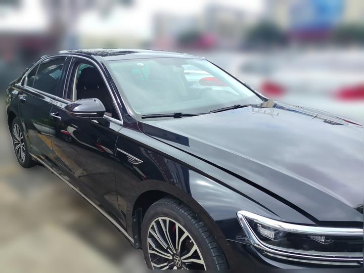 2021 380TSI Luxury photo 3