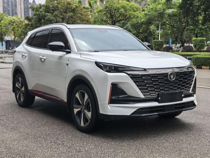 CS55PLUS 2022 2nd Gen 1.5T DCT Premium photo 2