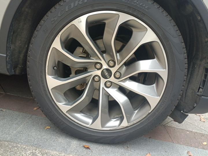 Aviator 2020 3.0T V6 AWD Executive photo 8