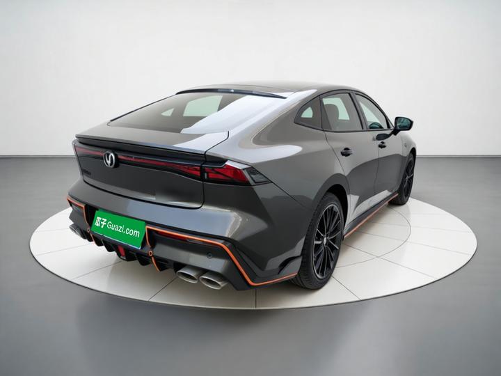UNI-V 2022 2.0T photo 6