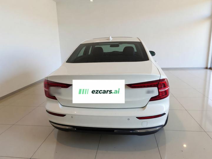 S60 2025 B4 Luxury photo 5