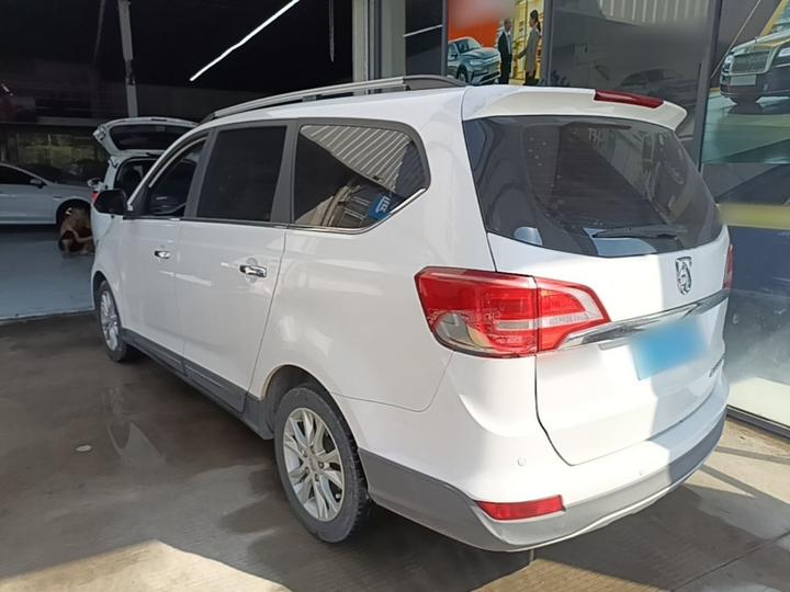 730 2016 1.5L MT Comfort 7-Seater China V photo 4