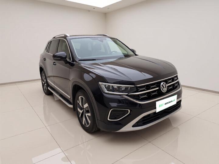 Tayron 2023 330TSI RWD Luxury Plus Advanced photo 3