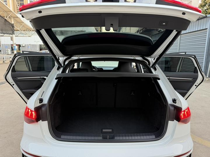 A3 2024 Sportback 35 TFSI Fashion Sport photo 8