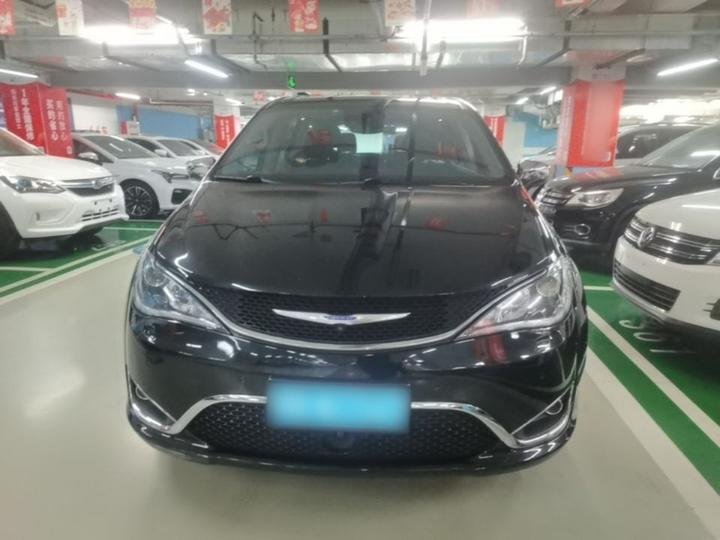Chrysler Imported 2017 3.6L Exclusive photo 2