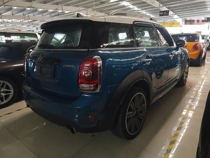 2018 2.0T COOPER S ALL4 photo 4
