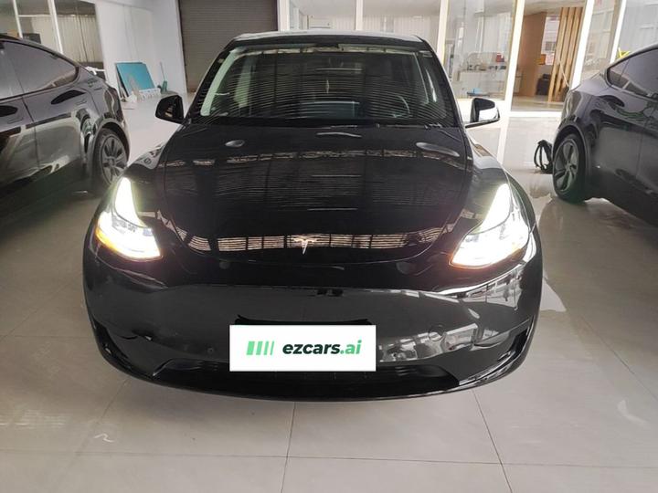 Model Y 2023 RWD photo 2