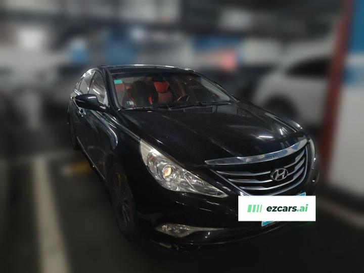 Sonata 2015 Classic 2.0L AT Luxury photo 3