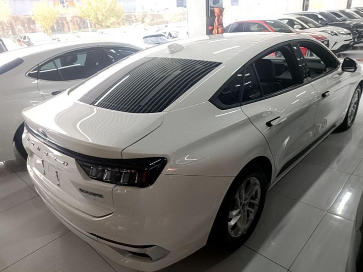 Mondeo 2025 1.5T EcoBoost photo 6