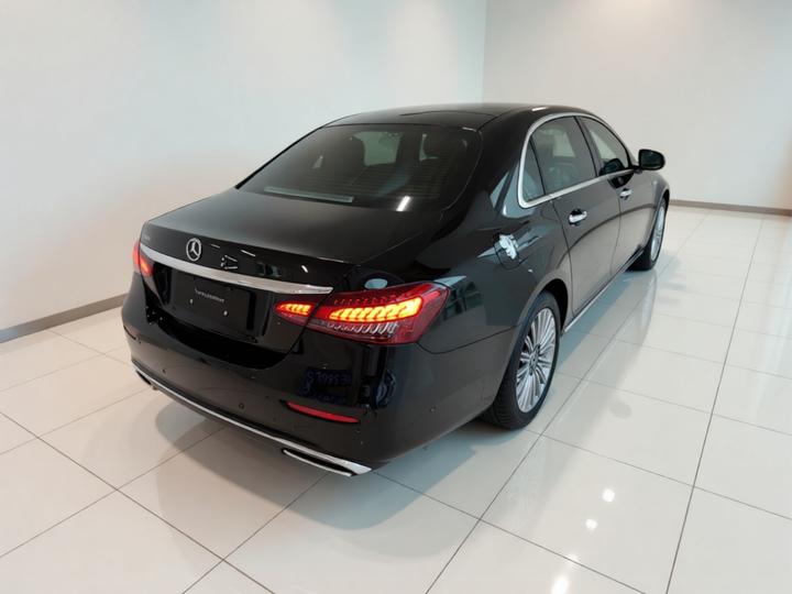E-Class 2022 Facelift E 300 L Fashion photo 4