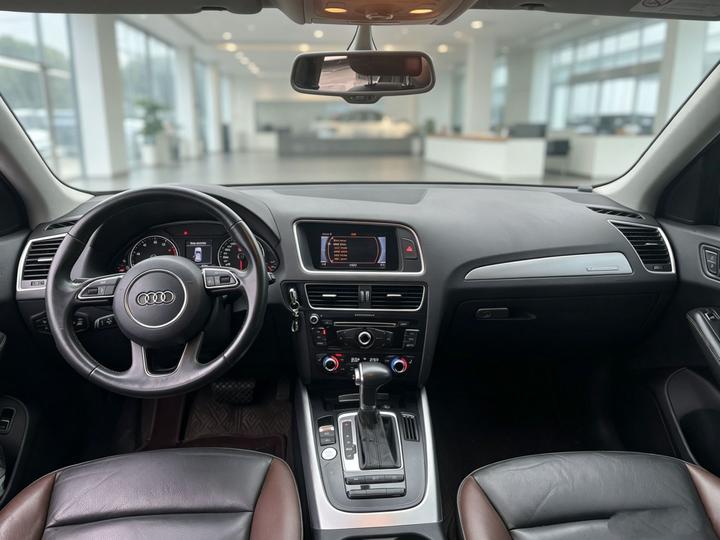 Q5 2017 Plus 40 TFSI Tech photo 5