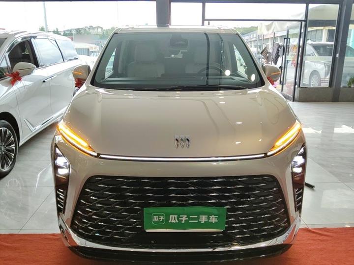GL8 EV 2024 Smart 7-Seater photo 2