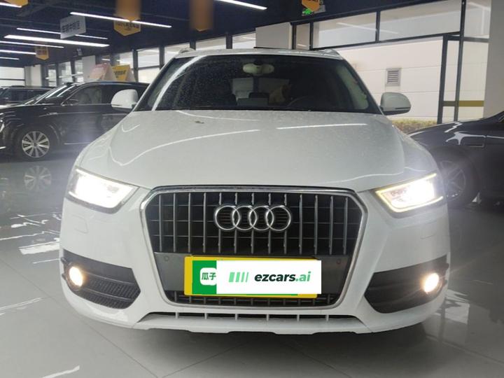 Q3 2015 35 TFSI Comfort photo 2