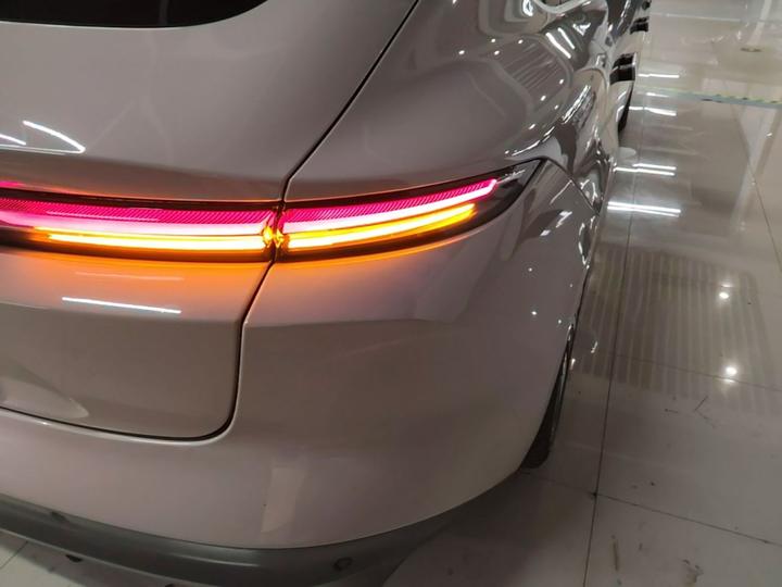 ET5 2022 75kWh photo 7