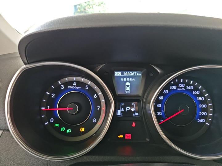 Elantra 2013 1.6L AT Leading photo 7