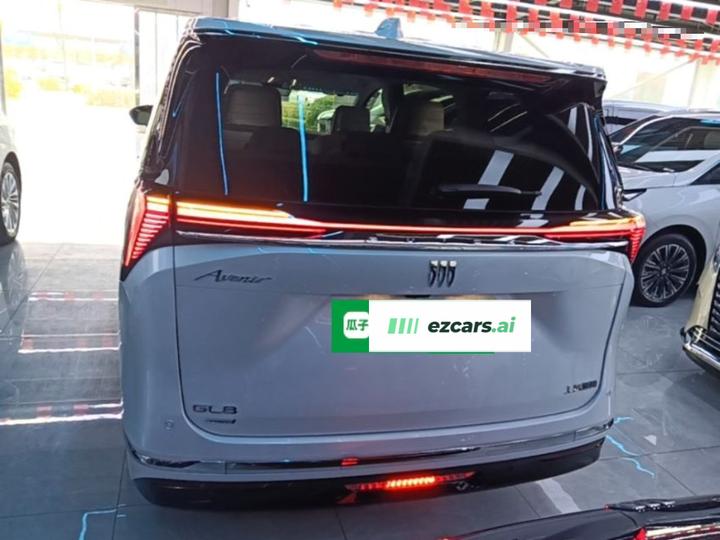 GL8 EV 2024 Exclusive 7-Seater photo 5