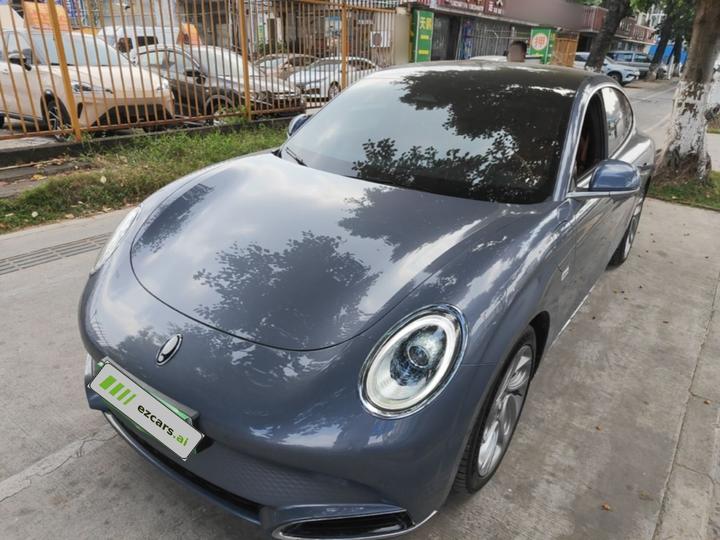 2022 555km Premium