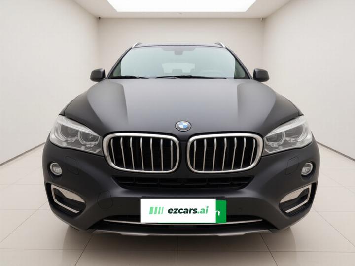 X6 2018 xDrive28i photo 2