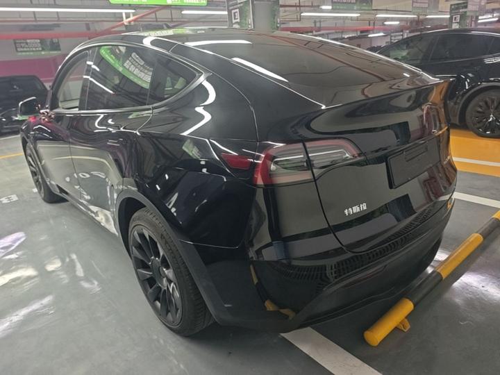 Model Y 2022 Facelift RWD photo 4