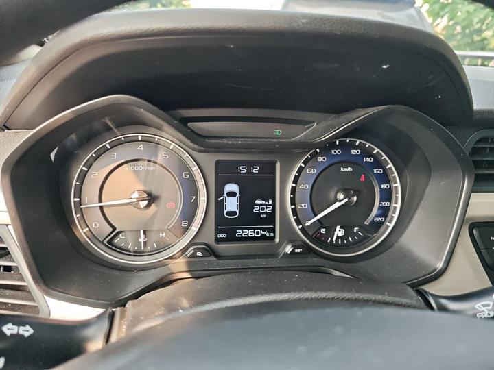 Vision X3 2020 1.5L MT Elite photo 8