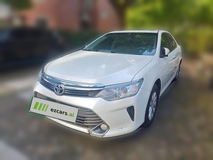 Camry 2015 2.0G Leading