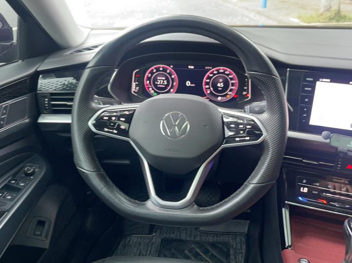 Passat 2022 330TSI Luxury photo 6