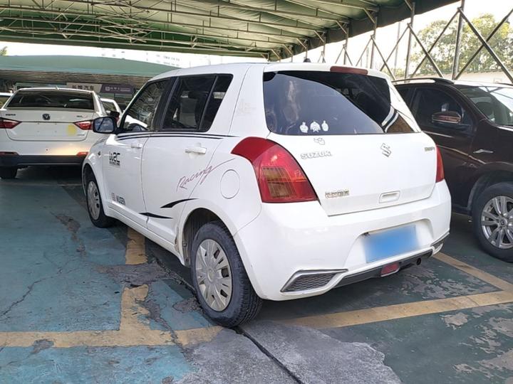 Swift 2014 1.3L MT Standard photo 4