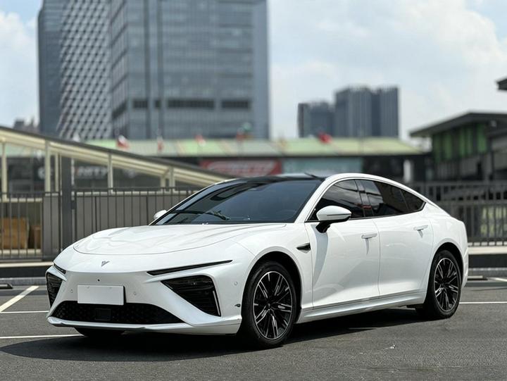 Neta S 2023 EV 520km RWD