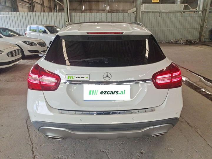 GLA 2018 GLA 200 Dynamic photo 5