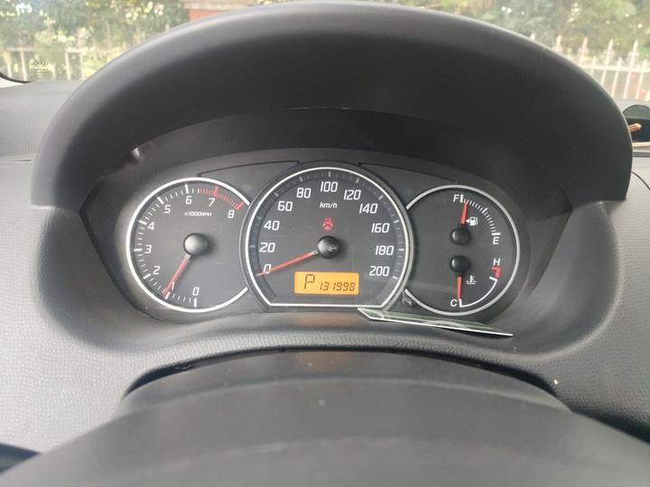 Swift 2013 1.5L AT 20 photo 8