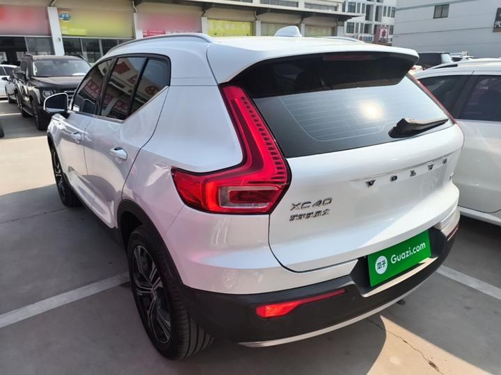 XC40 2021 T4 AWD Luxury photo 4