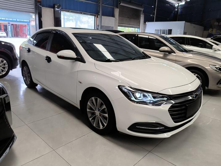 Cruze 2022 320 AT photo 3