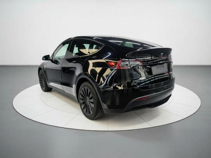 Model Y 2022 Facelift RWD photo 4