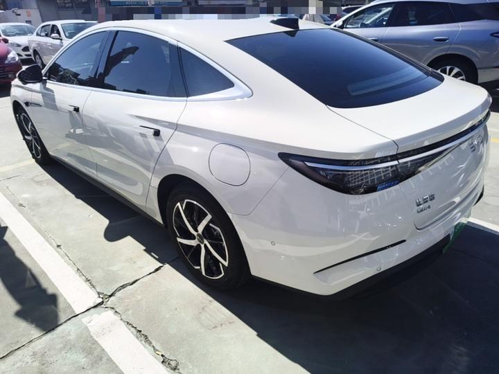 Seal 07 DM-i 2026 DM-i 1.5T 230km Noble photo 4
