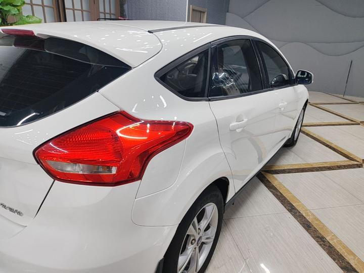 Focus 2017 Hatchback 1.6L AT Comfort photo 6
