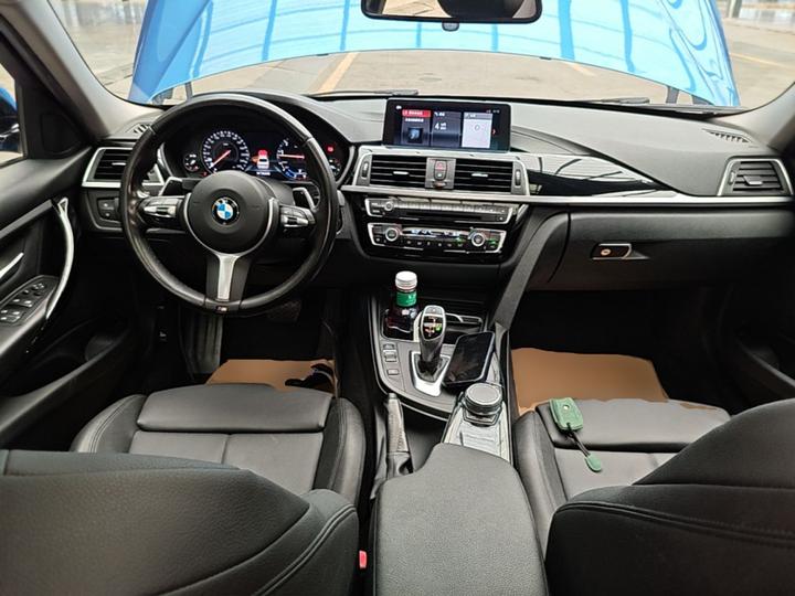 3 Series 2018 320Li Leading M Sport Package photo 5