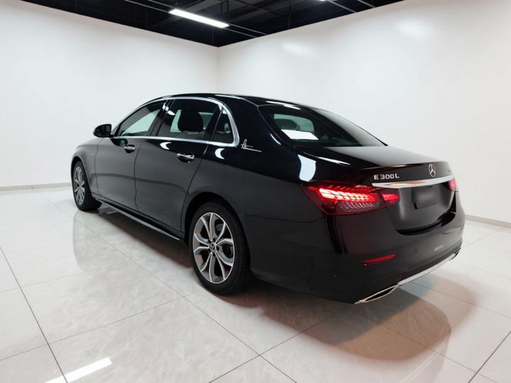 E-Class 2022 Facelift E 300 L Sport Fashion photo 4