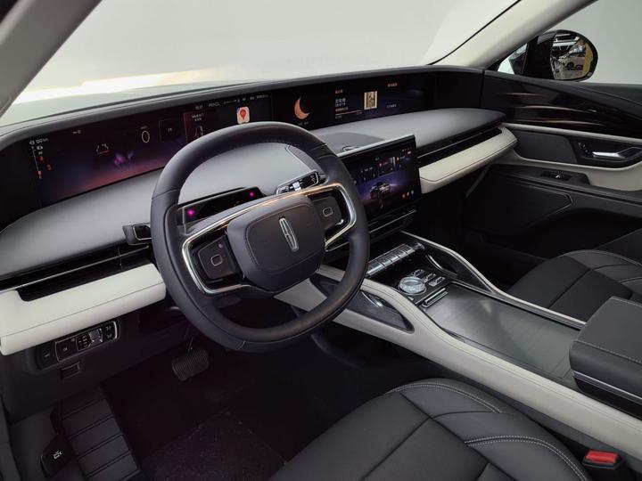 Nautilus 2023 2.0T AWD Hybrid photo 4