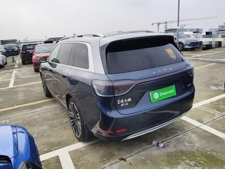 HIMA AITO M9 2024 EREV Ultra 42kWh 6-Seater photo 4