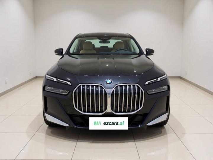 i7 2023 eDrive50L Leading M Sport Package photo 2