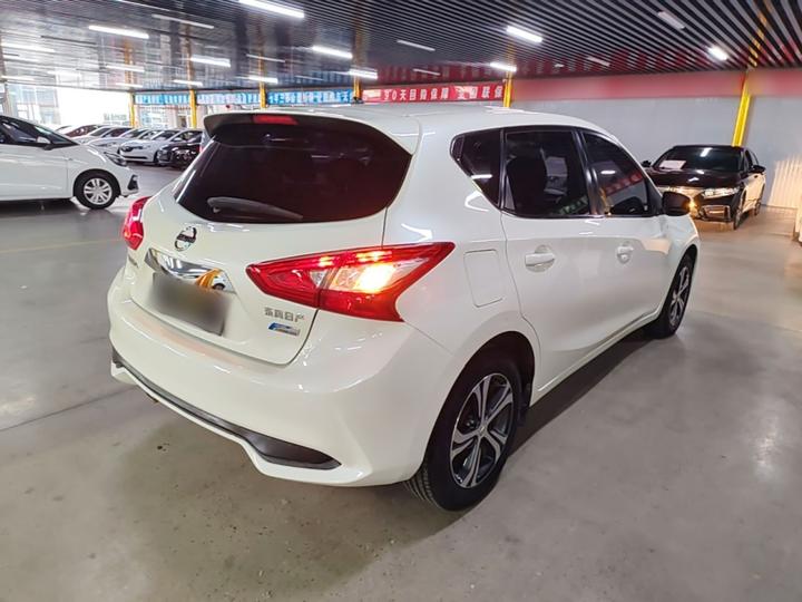 Tiida 2019 1.6L CVT China VI photo 4