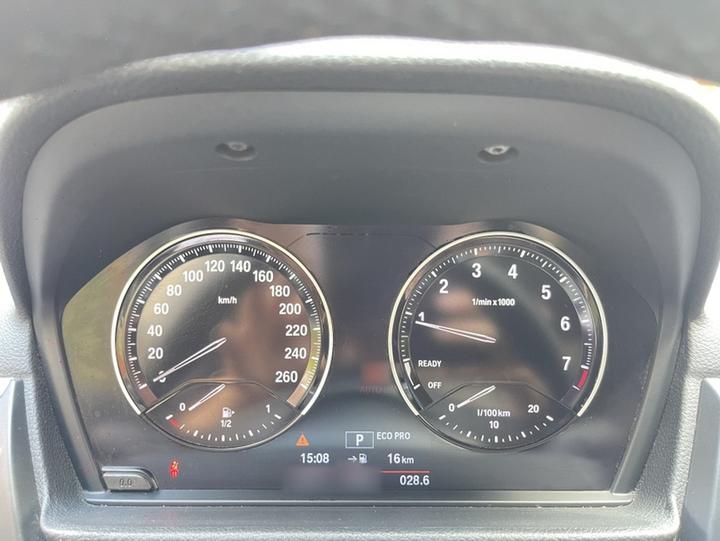1 Series 2018 118i Sport photo 8