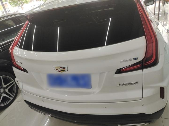 XT4 2024 Facelift 28T RWD Premium photo 3