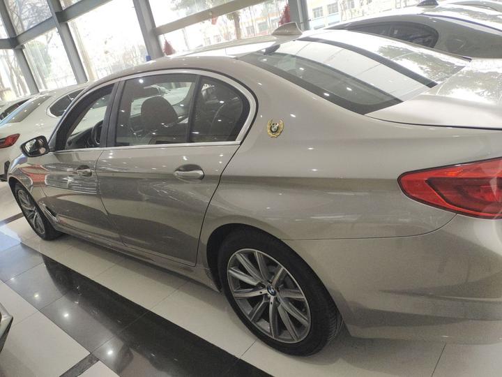 5 Series 2018 528Li Special photo 4