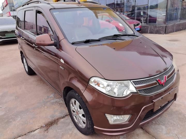 Wuling Hongguang 2014 1.5L S Standard photo 3