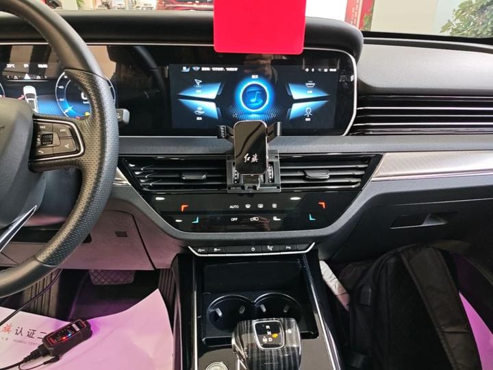 HS5 2022 Facelift 2.0T Connected photo 8